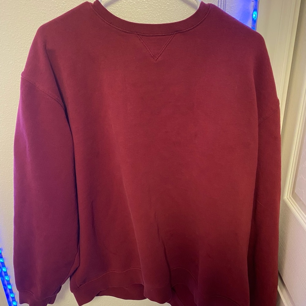 van huesen crew neck